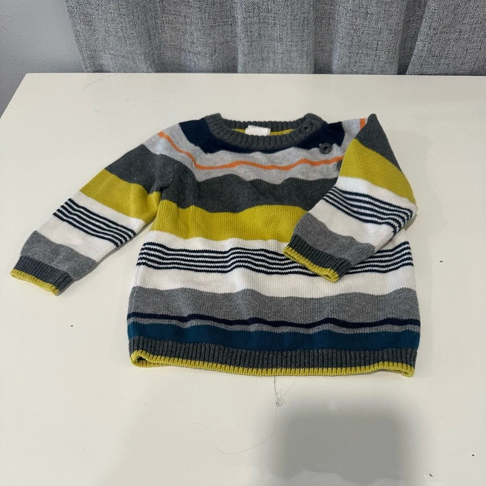 H&M Gray and Yellow Striped Sweater. Size 4-6 months